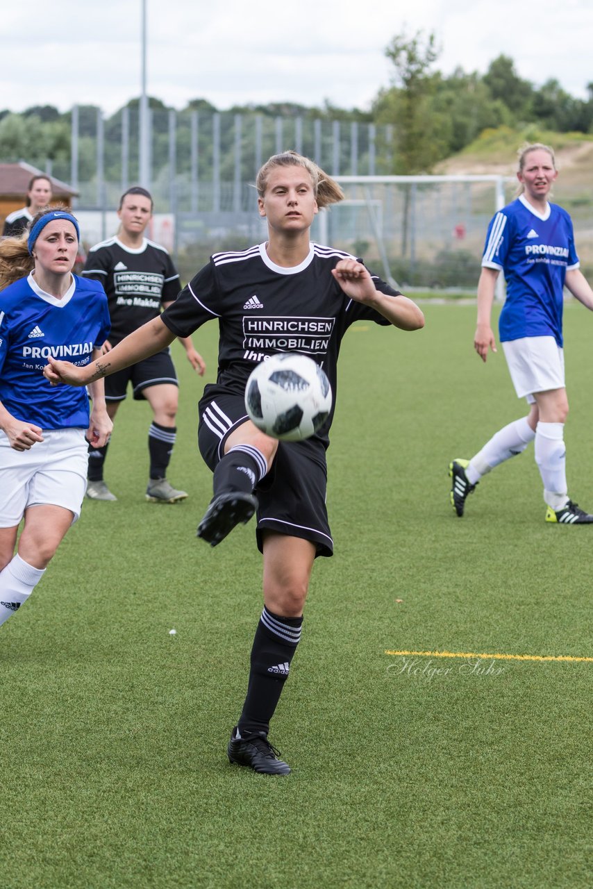 Bild 100 - Frauen FSC Kaltenkirchen - SG Daenisch-Muessen : Ergebnis: 7:1